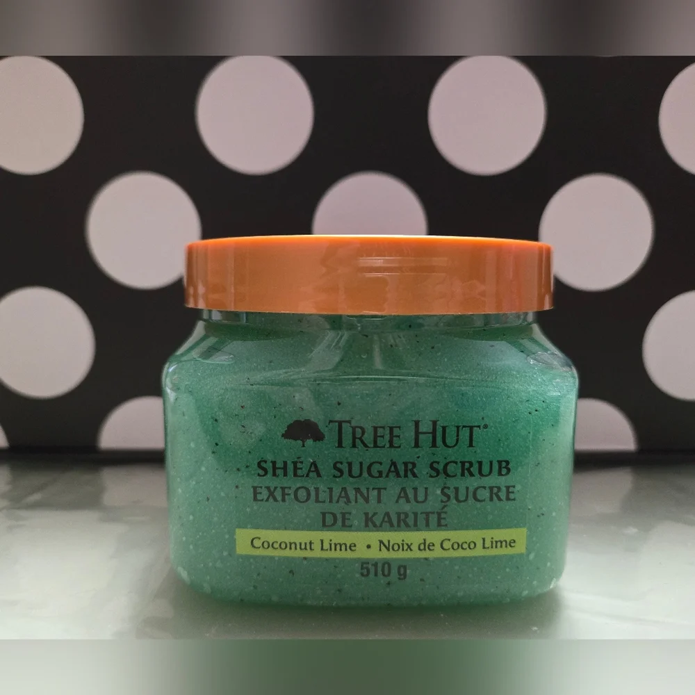 ✨️Tree Hut Scrub✨️ - Picture 2 of 3